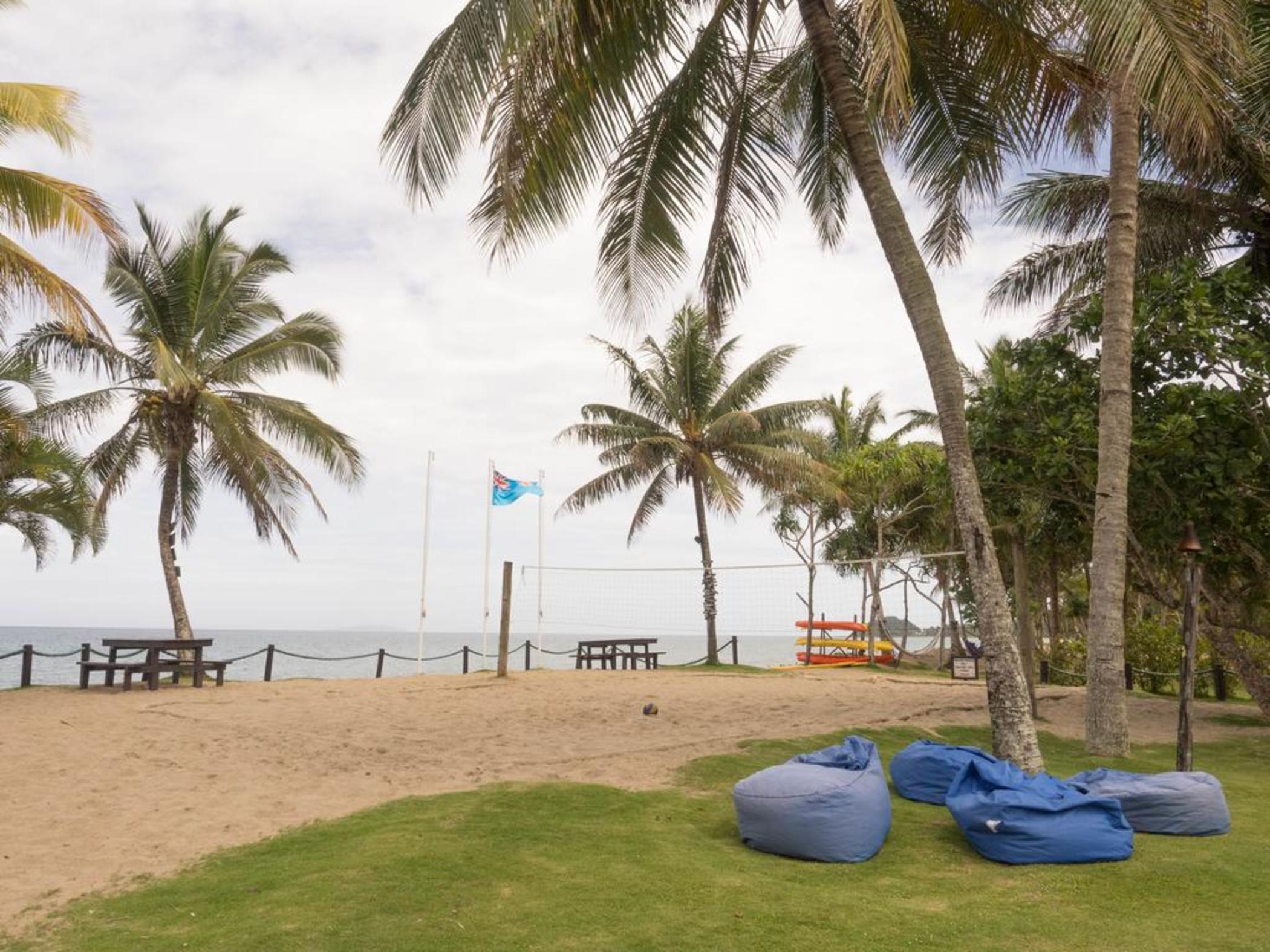 Uprising Beach Resort Пасифик-Харбор Экстерьер фото