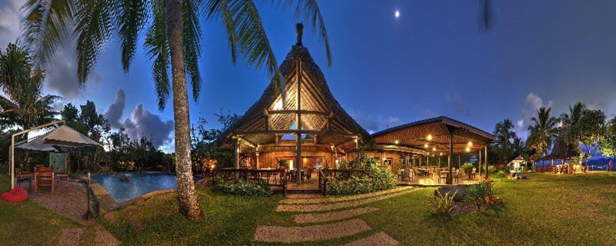 Uprising Beach Resort Пасифик-Харбор Экстерьер фото